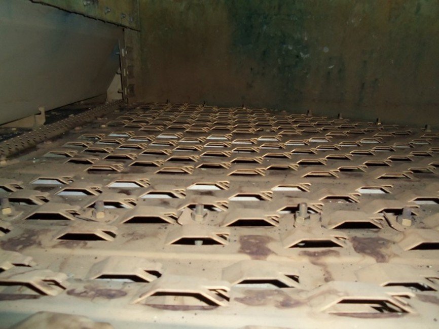 EPV retrofit tray remaining clean after 8 months